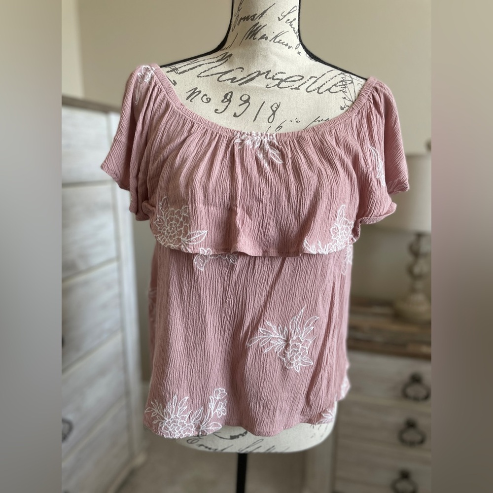 Active USA Pink Ruffled Blouse with Relaxed Fit
